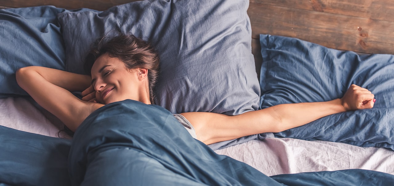 Sleep Cool – in Sommernächten erholsam schlafen ©stock.adobe.com ValentinValkov