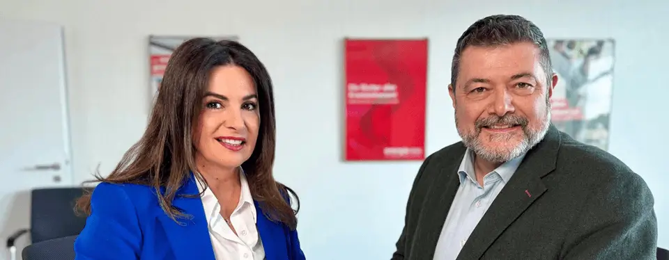 Das Bild zeigt den neuen Vorstand der energie-BKK Nurcan Dogru und Torsten Dette.